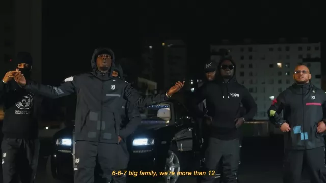 The Footkorner tracksuit worn by Osirus Jack in the clip Braquage a l'africaine by Sazamyzy feat. 667 