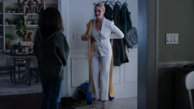Judith & Charles Abstract Belted Crop Pants worn by Georgia Miller (Brianne Howey) as seen in Ginny & Georgia (S01E10)