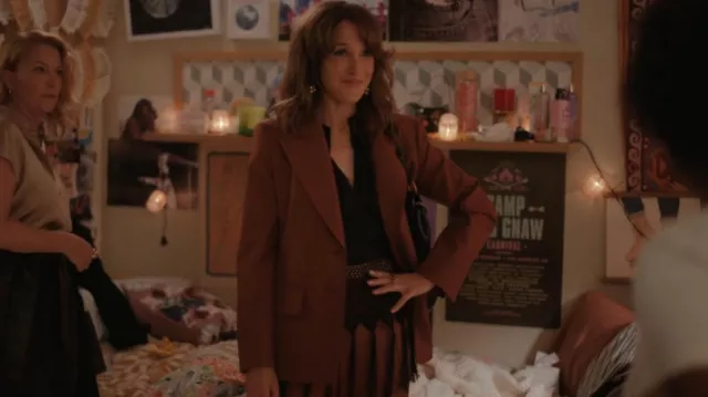 Chloe Cropped Wool-Canvas Flared Pants worn by Bette Porter (Jennifer Beals) as seen in The L Word: Generation Q (S03E09)