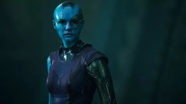 Le costume sans manche porté par Nebula (Karen Gillan) dans le film Les Gardiens de la Galaxie