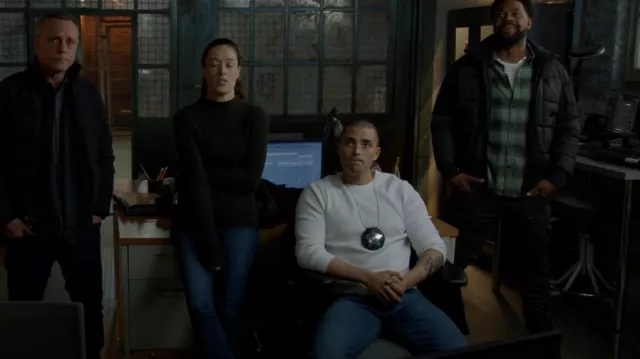 Theory Mattis Studio Waffle Crewneck Sweater worn by Dante Torres (Benjamin Levy) as seen in Chicago P.D. (S10E12)