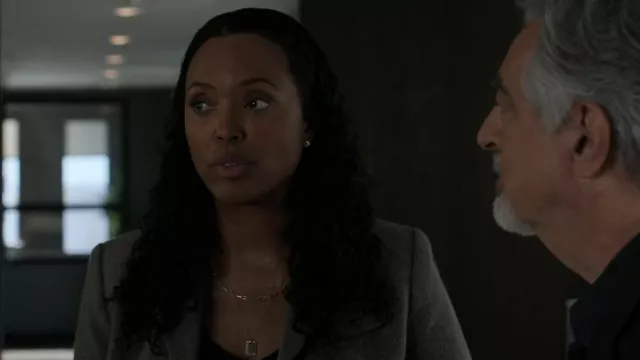 Collier Madewell Echted porté par le Dr Tara Lewis (Aisha Tyler) vu dans Criminal Minds (S16E07)