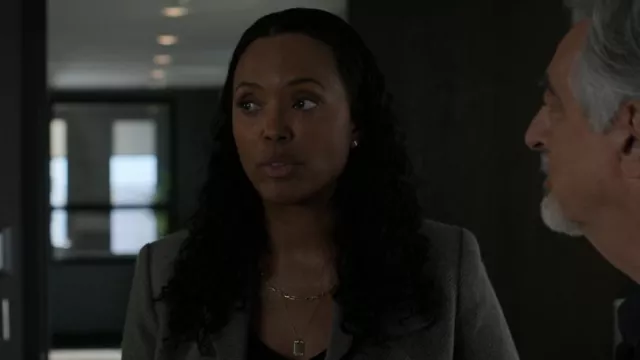 Madewell Paperclip Chain Necklace worn by Dr. Tara Lewis (Aisha Tyler) as seen in Criminal Minds (S16E07)