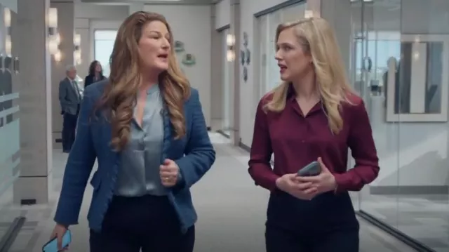 Vince Band Col­lar Silk Blouse worn by Katherine Hastings (Ana Gasteyer