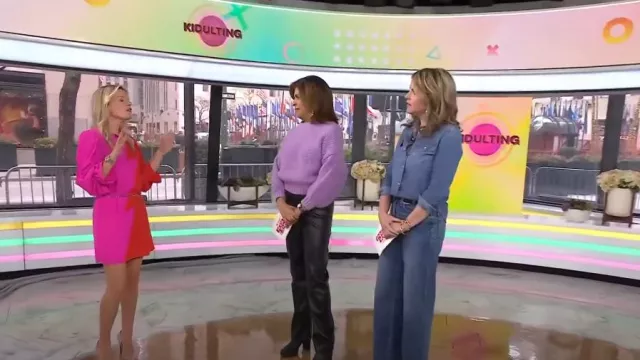 Gap High Rise Wide-Leg Jeans With Washwell worn by Jenna Bush Hager as seen in Today with Hoda & Jenna on January 25, 2023