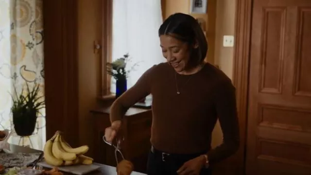 Theory Crewneck Sweater worn by Sarah Truong (Mayko Nguyen) as seen in Hudson & Rex (S05E11)