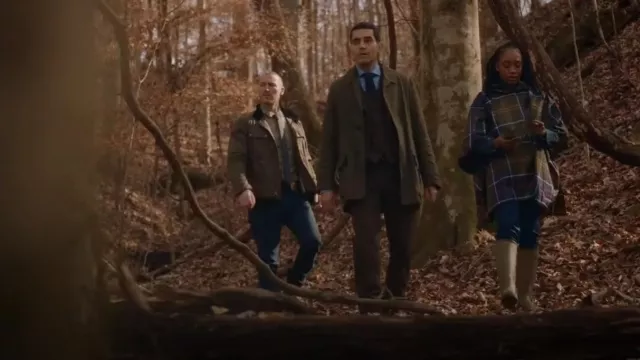 Barbour Sproof Tartan Poncho worn by Faith Mitchell (Iantha Richardson) as seen in Will Trent (S01E04)