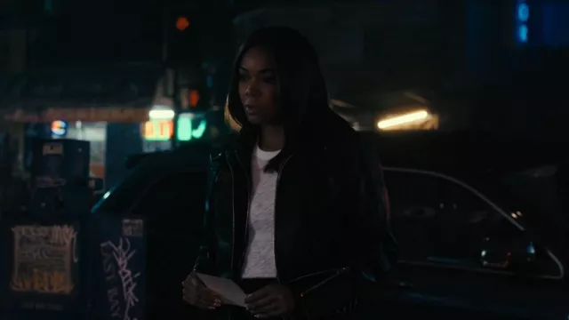 ATM Anthony Thomas Melillo Slub Jersey Tee worn by Eva (Gabrielle Union) as seen in Truth Be Told (S03E02)