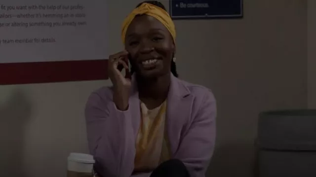 J Crew Daphne Coat porté par Abishola (Folake Olowofoyeku) vu dans Bob Hearts Abishola (S04E10)