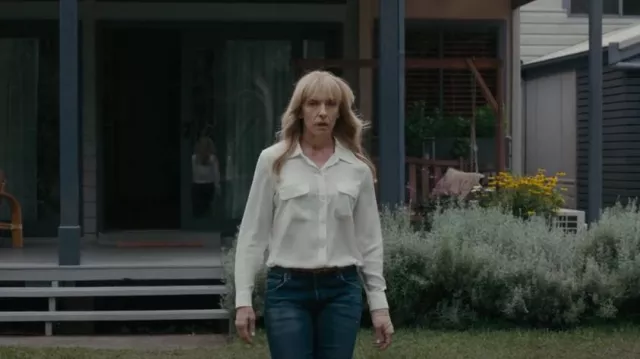 Equipment Slim Signature Long-Sleeve Silk Shirt worn by Laura Oliver (Toni Collette) as seen in Pieces of Her (S01E03)