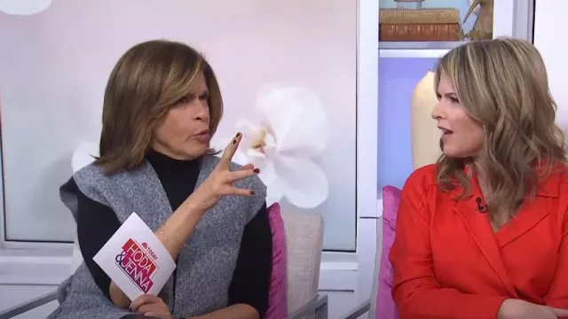 Zara Belt­ed Boucle Vest worn by Hoda Kotb as seen in Today with Hoda & Jenna on January 31, 2023