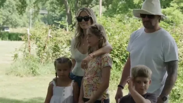 ASTR The Label Puff Sleeve Bodysuit worn by Christina El Moussa as seen in Christina in the Country (S01E04)