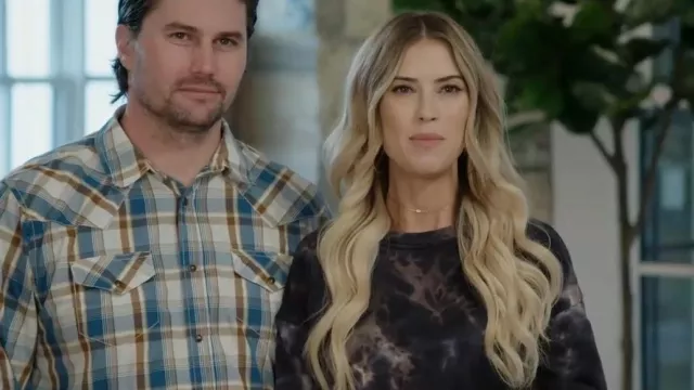 Christina El Moussa Clothes and Outfits