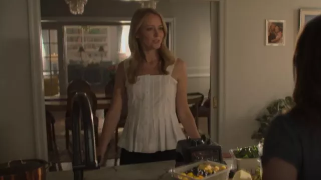 Veronica Beard Lau­ra Top worn by Tory Ayres (Amy Acker) as seen in The Watchful Eye (S01E01)