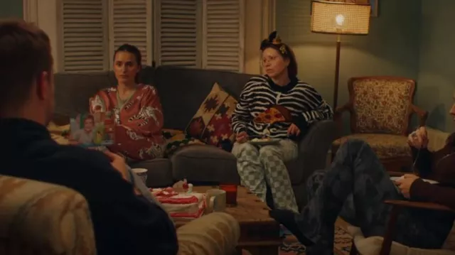 Zara Zebra Pizza Jacquard Knit Sweater worn by Rosie (Jessie Cave) as seen in Buffering (S02E01)