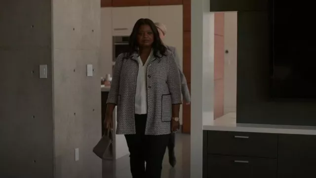 St. John Collection Artisanal Basketweave Knit 3/4-Sleeve Topper worn by Poppy Scoville-Parnell (Octavia Spencer) as seen in Truth Be Told (S02E04)