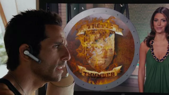 Écouteur sans fil Bluetooth Logitech utilisé par Tugg Speedman (Ben Stiller) vu dans Tropic Thunder