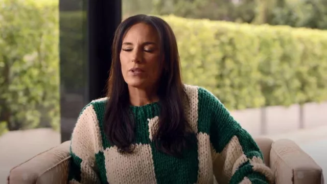 YLLW The Label Zella Chunky Knit Sweater usado por Heidi D'Amelio como se ve en The D'Amelio Show (S02E05)