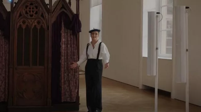 Isabel Marant Jessica Pantalon large en crêpe plissé à rayures porté par Camille (Camille Razat) vu dans Emily à Paris (S03E04)
