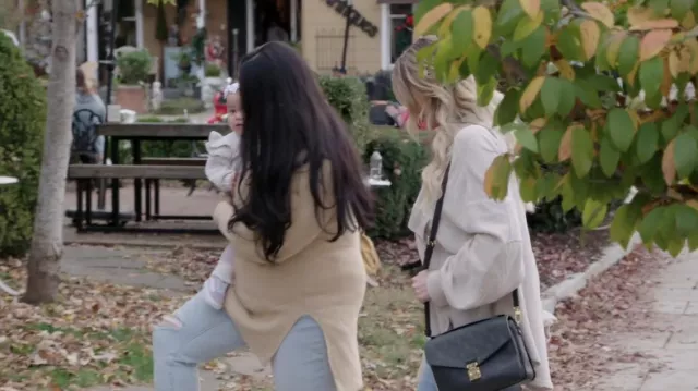 Louis Vuitton Pochette Metis Bag worn by Christina El Moussa as seen in Christina in the Country (S01E05)
