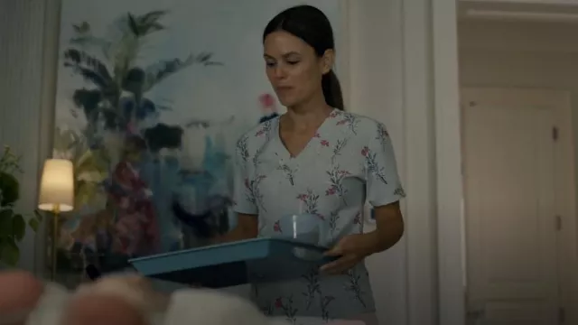 Luv Scrubs by Med Works Print Top worn by Alison (Rachel Bilson) as seen in Accused (S01E03)