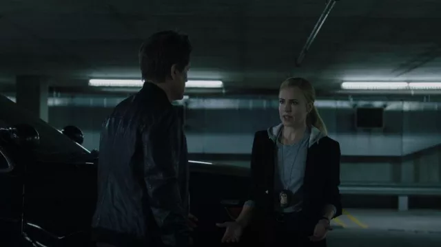 Veronica Beard Hooded Dickey Jacket worn by Special Agent Rose Casey (Amanda Schull) as seen in 9-1-1: Lone Star (S04E02)