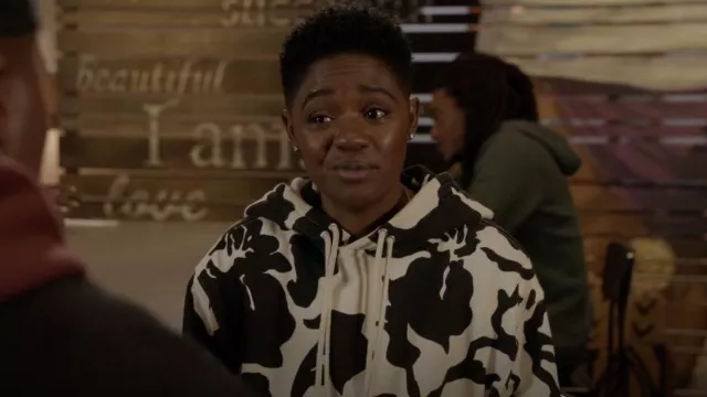 Dries van Noten Off-White & Black Flo­ral Hood­ie worn by Tamia 'Coop' Cooper (Bre-Z) as seen in All American (S05E11)