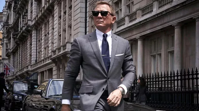 Sunglasses worn by James Bond (Daniel Craig) in No Time to Die movie