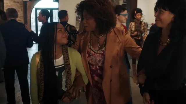 Dolls Kill Lush Flirty Date Leopard Cardigan worn by Delilah (Laya DeLeon Hayes) as seen in The Equalizer (S03E08)