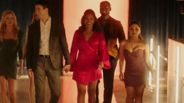 Robe enveloppante Zara Satin Effect portée par Iris West-Allen (Candice Patton) vue dans The Flash (S08E05)