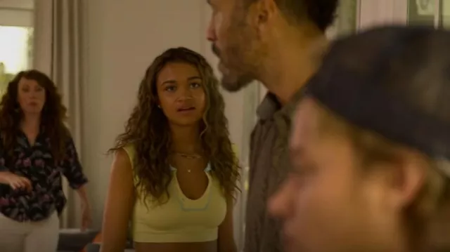 Out From Under Go For Gold Seamless Top worn by Kiara Carrera (Madison Bailey) as seen in Outer Banks (S03E05)