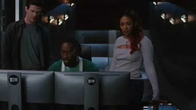 Citoyens de l’humanité Iris Cutout à manches longues haut en fumée grise porté par Iris West-Allen (Candice Patton) vu dans The Flash (S09E02)