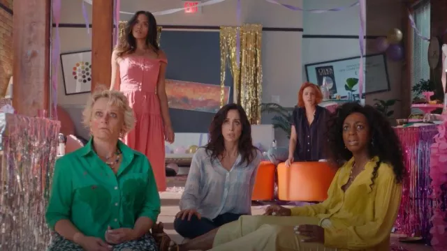 Top de Rails Josephine usado por Kate Foster (Catherine Reitman) como se ve en Workin' Moms (S07E07)