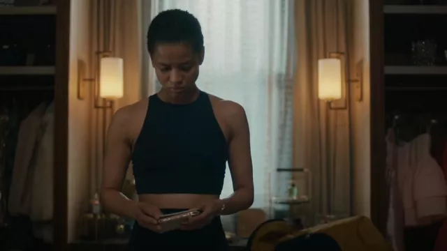 Saint Laurent Zip Card Holder worn by Sophie (Gugu Mbatha-Raw) as seen in Surface (S01E08)
