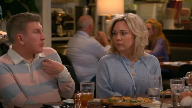 Veronica Beard Ursina Sweat à capuche porté par Julie Chrisley comme on le voit dans Chrisley sait mieux (S10E03)