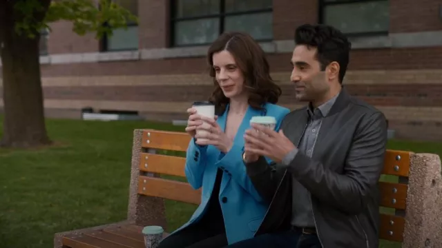 Theory Eti­en­nette B Wool-Blend Blaz­er worn by Det. Samantha Wazowski (Meredith MacNeill) as seen in Pretty Hard Cases (S02E01)