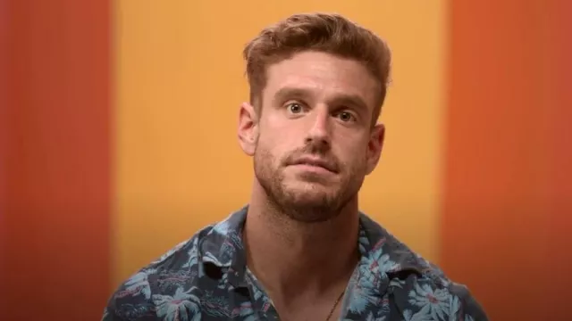 Faherty Kona Palm Print Short Sleeve Button-down Shirt In Midnight Palm Hawaiian worn by Shayne Jansen as seen in Perfect Match (S01E01)