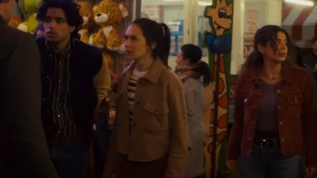 Wilfred Free The Ganna™ Cropped Insulated Shirt Jacket worn by Teen Kat (Alex Hook) as seen in The Way Home (S01E06)