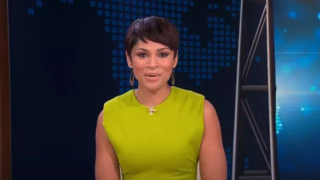 Robe drapée Zara Shoulder Pad portée par Jericka Duncan comme vu dans CBS Mornings le 6 mars 2023