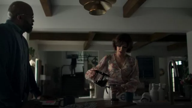 Guess Miraflores Print Edwige Shirt worn by Ellen Ryan (Jaime Andrews) as seen in Wolf Pack (S01E04)