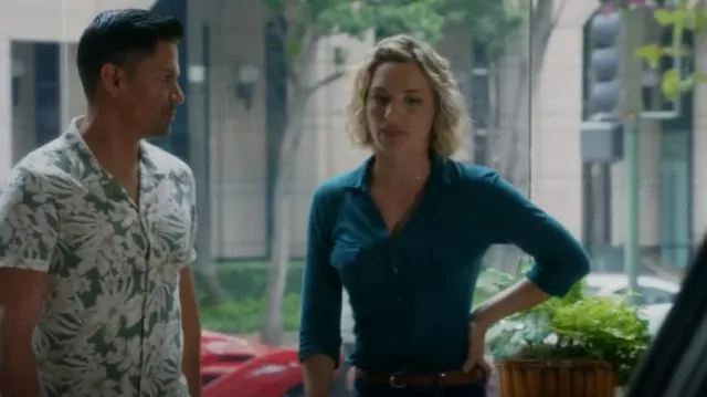James Perse Sheer Panel Top Teal worn by Juliet Higgins (Perdita Weeks) as seen in Magnum P.I. (S05E04)