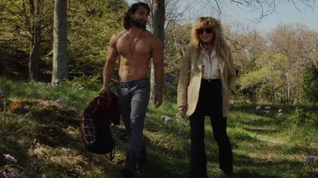 Frame Le High Flare Jeans worn by Charlie Cale (Natasha Lyonne) as seen in Poker Face (S01E09)