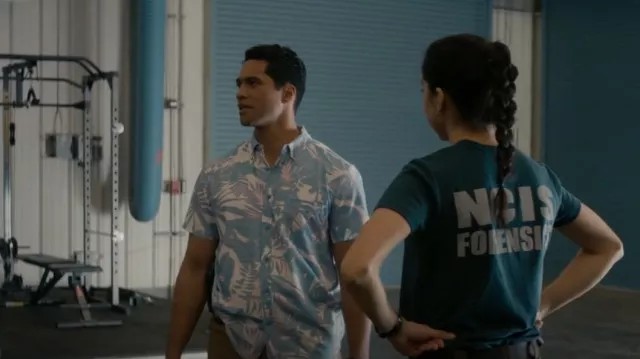 Vintage Summer Rayon Button Down worn by Kai Holman (Alex Tarrant) as seen in NCIS: Hawai'i (S02E16)