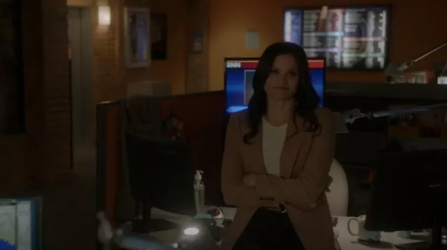 Madewell The Larsen Blazer In Drapeweave worn by Jessica Knight (Katrina Law) as seen in NCIS (S20E16)