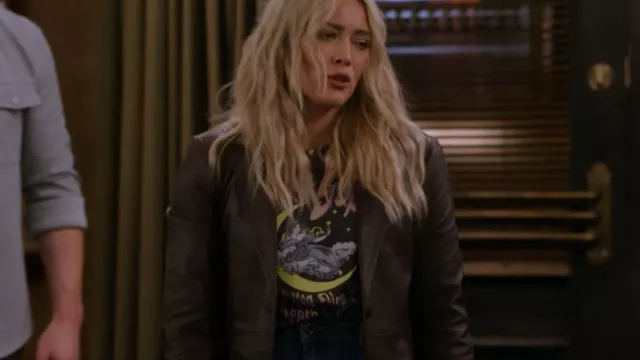 Janis Joplin Empress Moon T Shirt worn by Sophie (Hilary Duff) as seen in How I Met Your Father (S02E08)