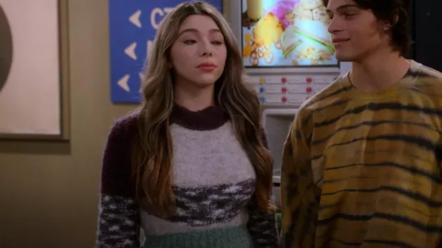 Urban Outfitters Avril Cropped Mock Neck Sweater worn by Rivka (Ava Kolker) as seen in How I Met Your Father (S02E08)
