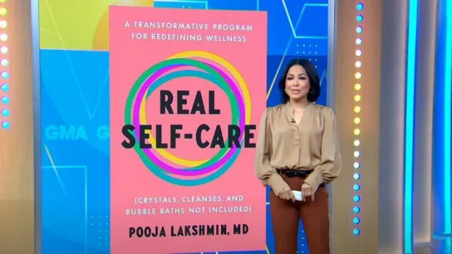 Banana Republic Volume-Sleeve Blouse worn by Stephanie Ramos as seen in Good Morning America Weekend on March 14, 2023