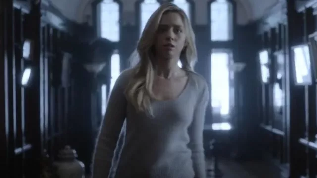 Vince Scoop Neck Pullover Sweater worn by Stephanie Brown (Anna Lore) as seen in Gotham Knights (S01E01)