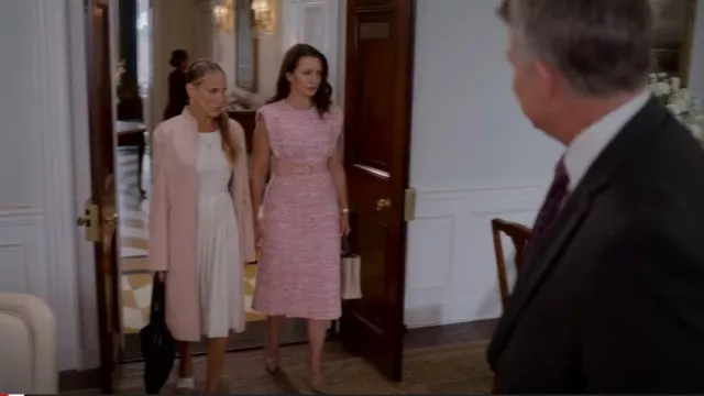 Jimmy Choo Love 100 Pumps porté par Charlotte York (Kristin Davis) comme on le voit dans And Just Like That... (S01E02)