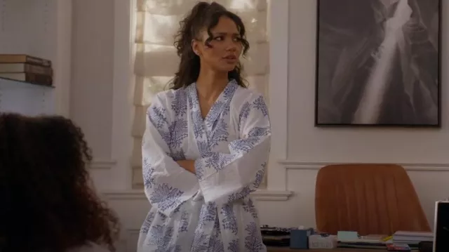 Susannah Hardie Cotton Robe worn by Layla Keating (Greta Onieogou) as seen in All American (S05E14)